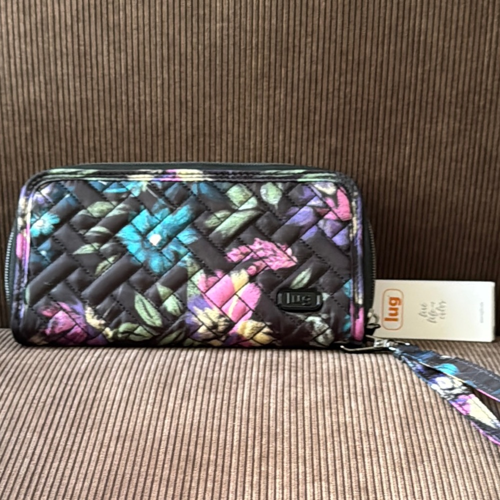 Lug Handspring in Bloom Black